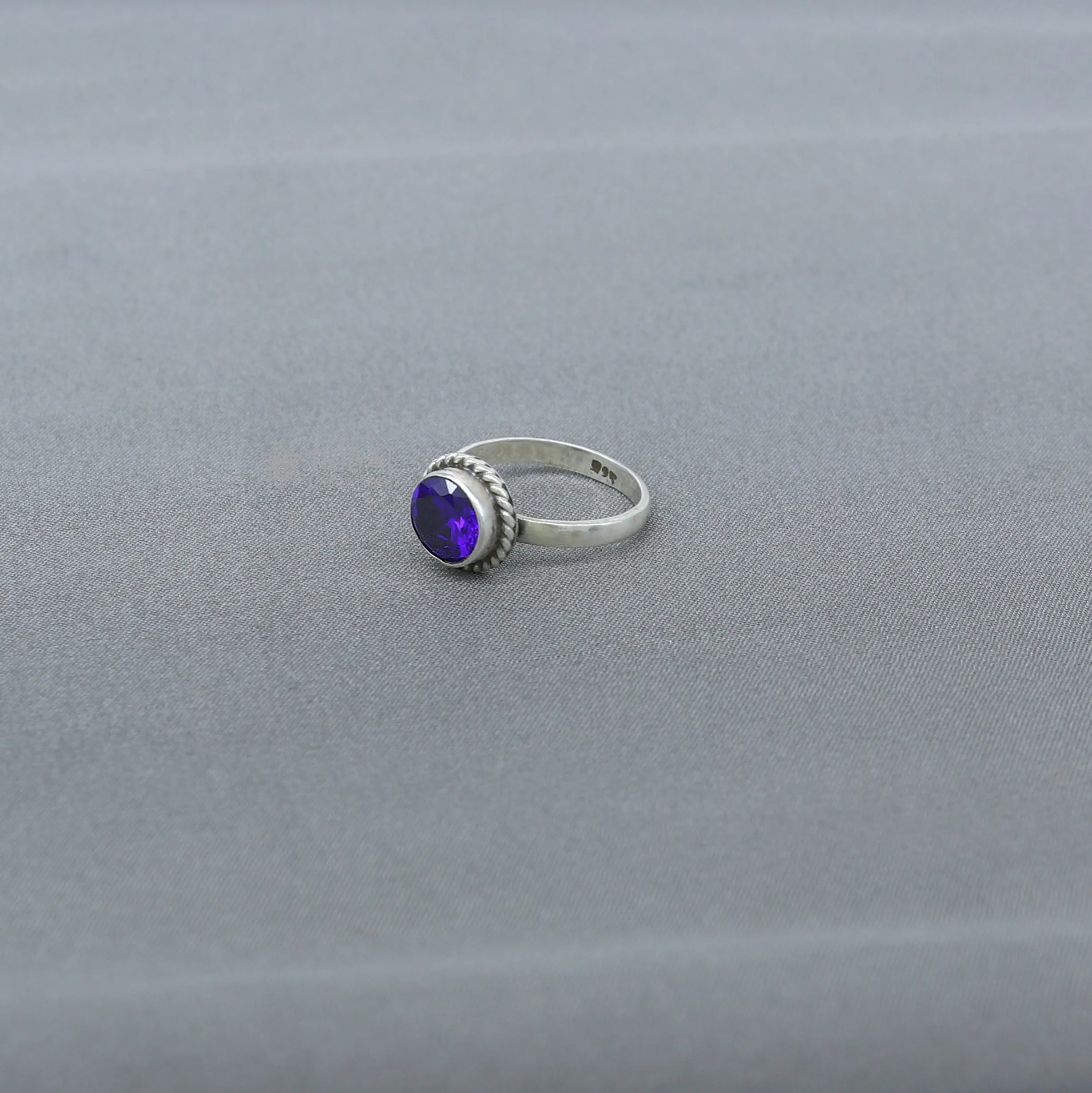 925 sterling silver purple colour stone ring Jewelry sr728