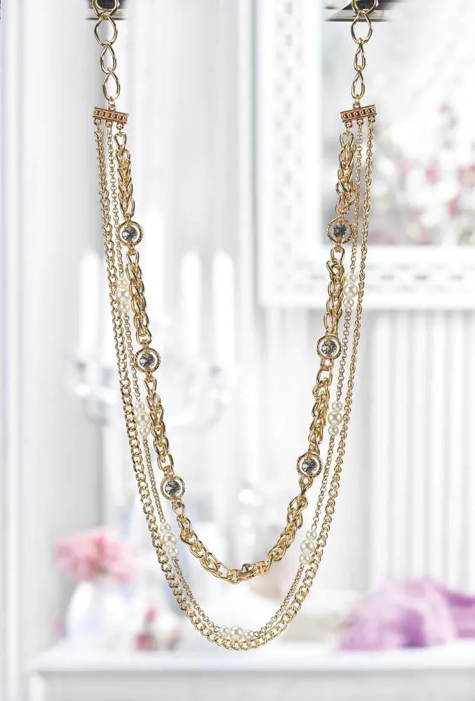 Golden Layers Necklace