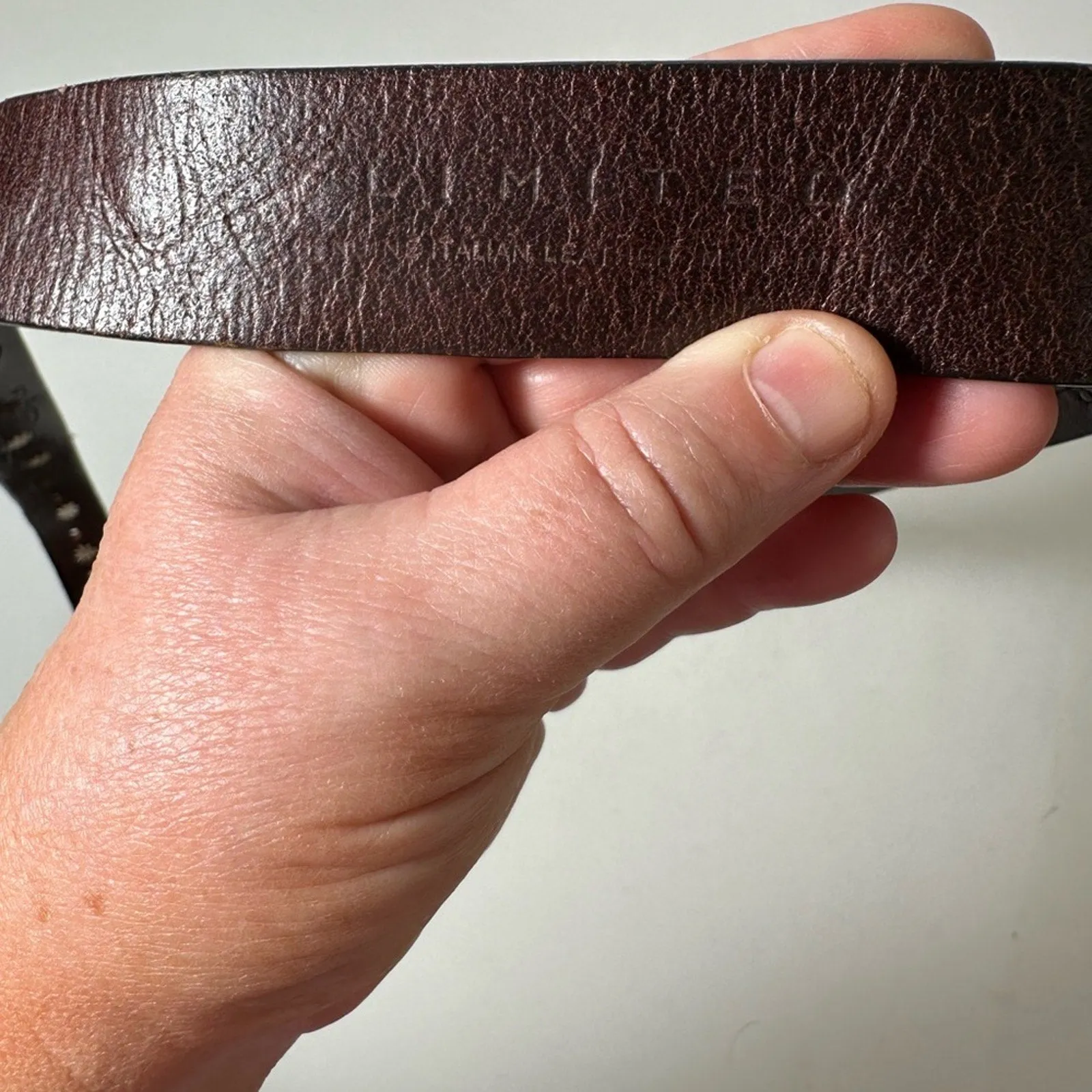 Limited Leather Daisy Belt