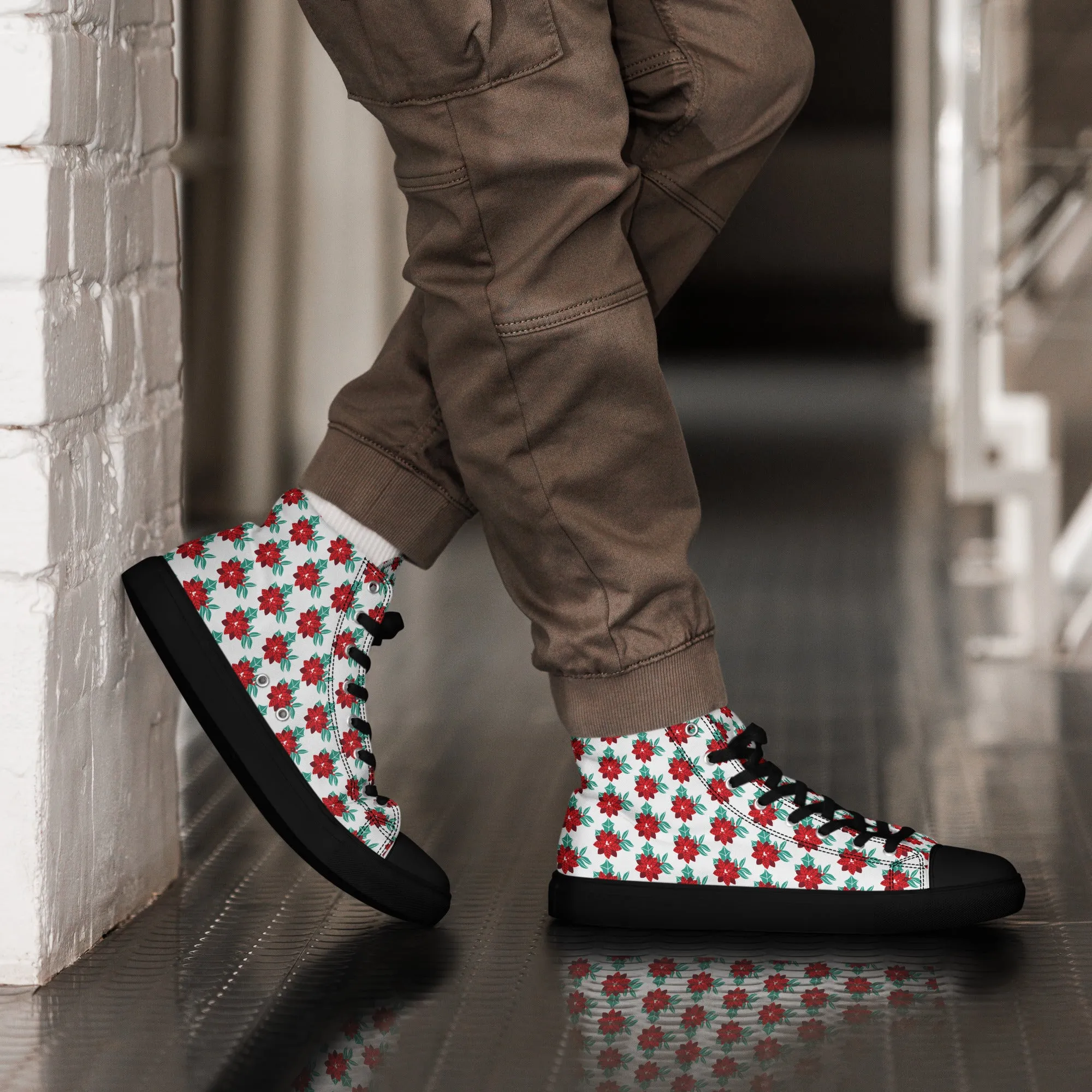 Men Christmas High Top Canvas Shoes (Glamourange Holiday Magic Canvas Shoes For Men - 0017)