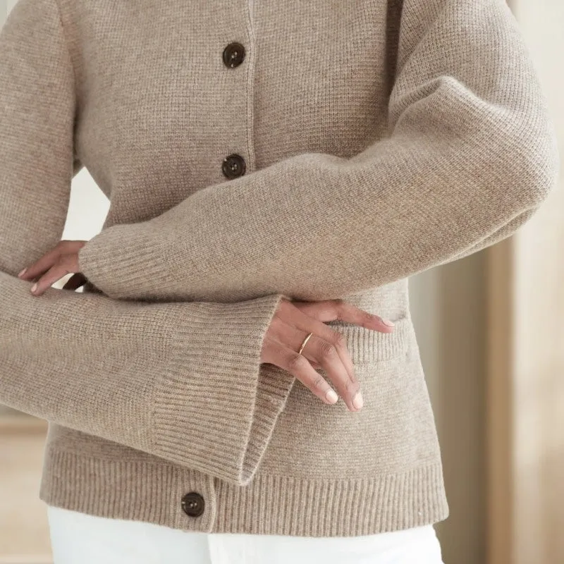 Pre-Christmas discount, super soft button cardigan