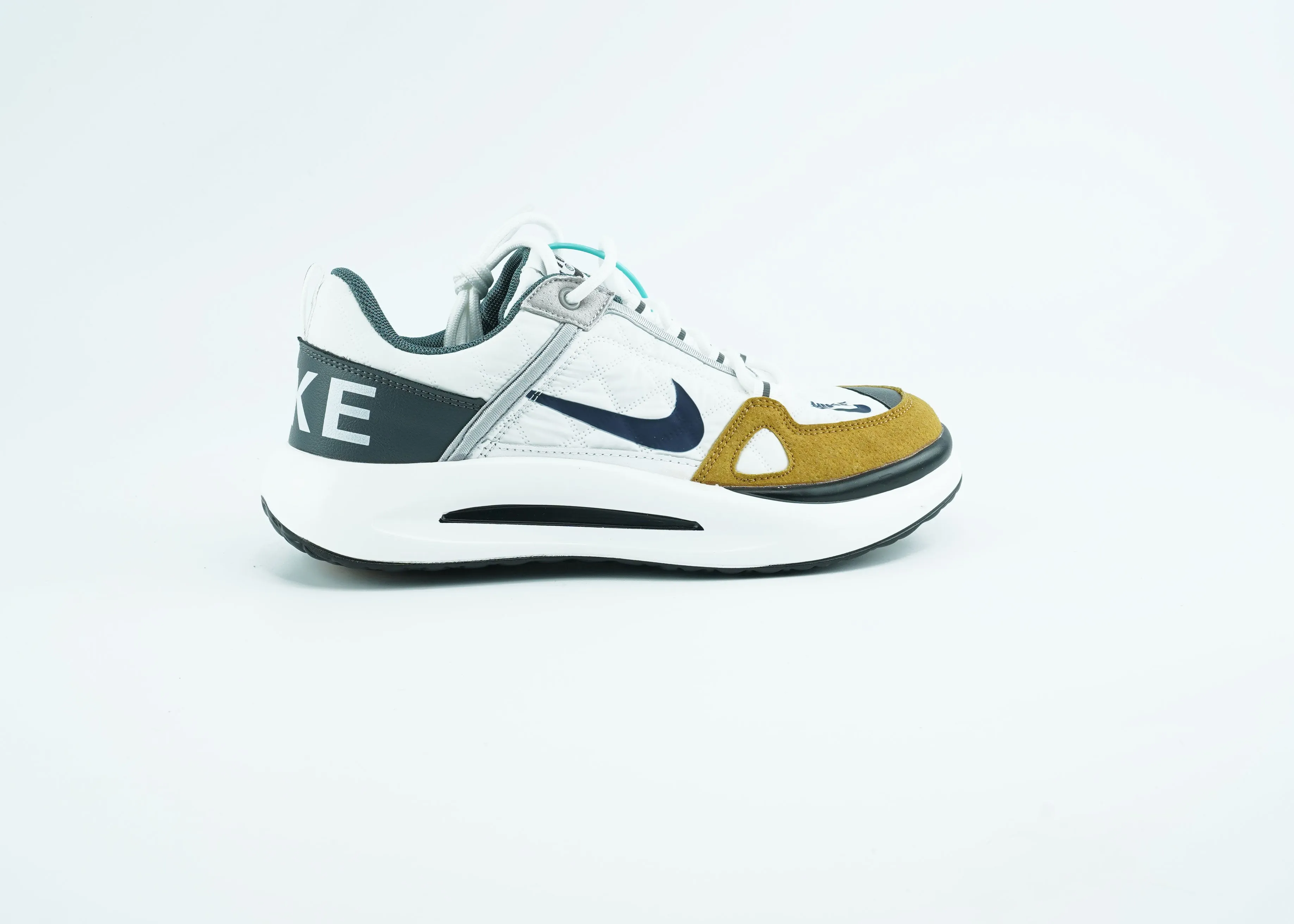 Trendy Nike summer shoes for men